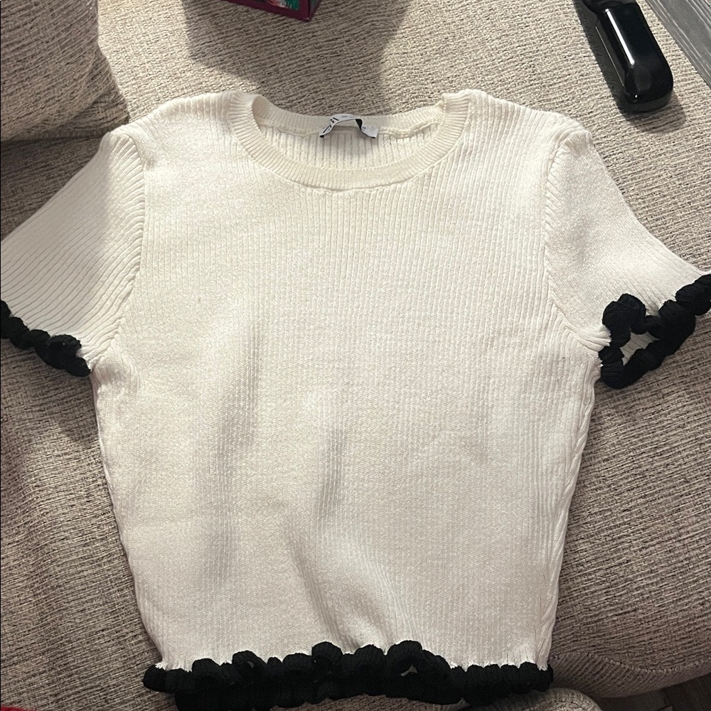 Zara White and Black Crop Top